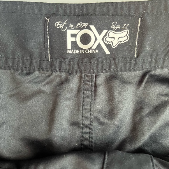 Fox board shorts - Picture 2 of 5